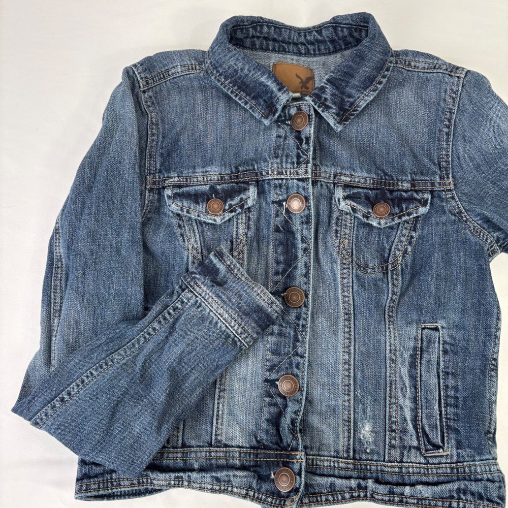 American‎ Eagle Outfitters Cropped Distressed Denim Jean Jacket Women's Size S
